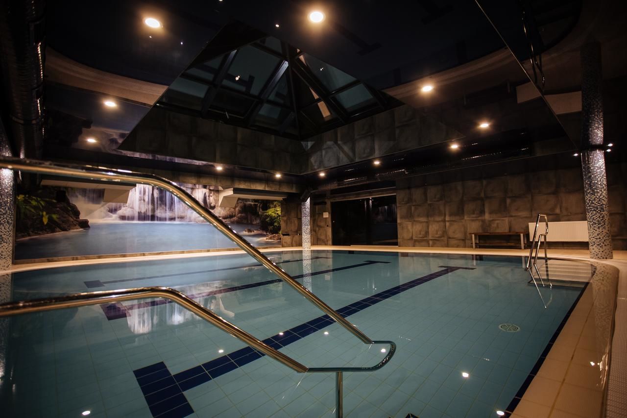 Отель LH Hotel & SPA Львов