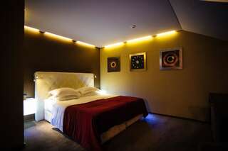 Отель LH Hotel & SPA Львов Улучшенный двухместный номер с 1 кроватью или 2 отдельными кроватями-1